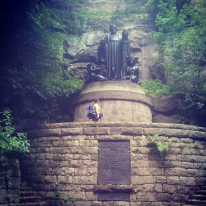 10597338_265631150293571_813556413_n